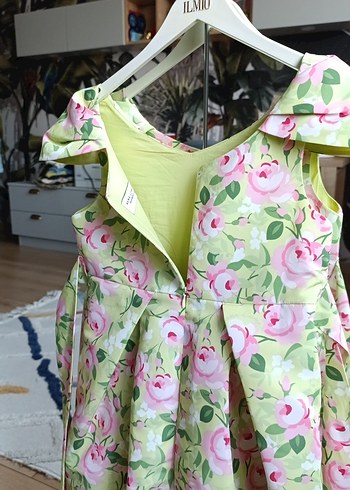11-12 Yaş Beden yeşil Renk Pembe Çiçekli Askısız Kız Elbisesi