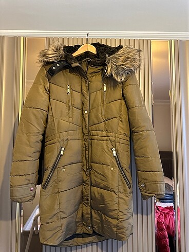 Bershka mont