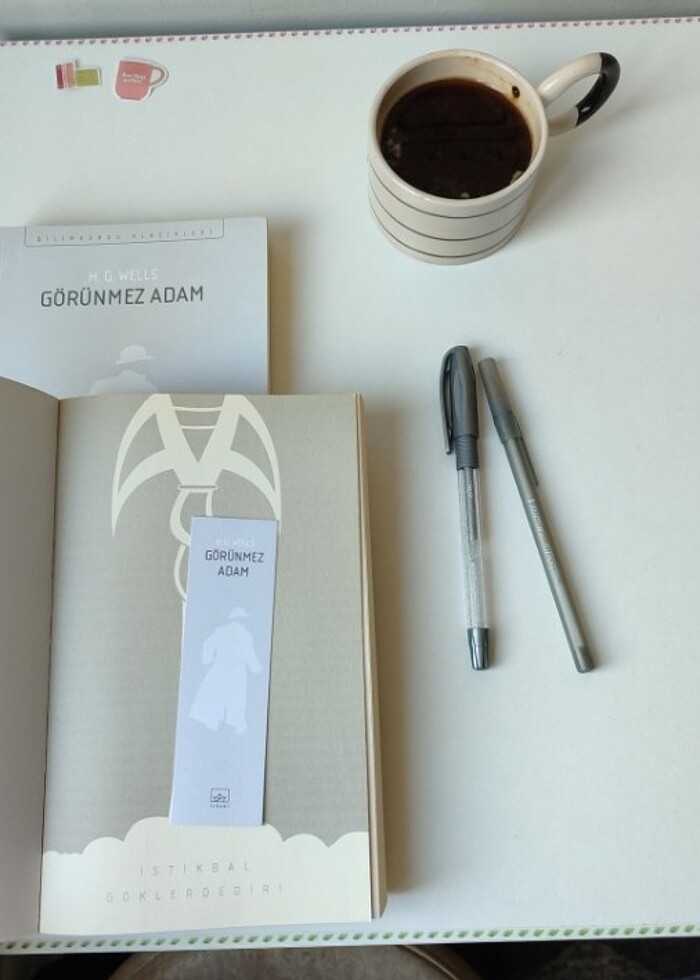 İTHAKİ YAYINLARI BİLİM-KURGU KLASİKLERİ H. G. WELLS GÖRÜNMEZ ADA - Görsel 2
