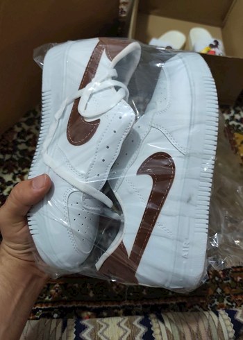Nike Beyaz Kadın Sneakers Bantlı Stiletto Topuklu