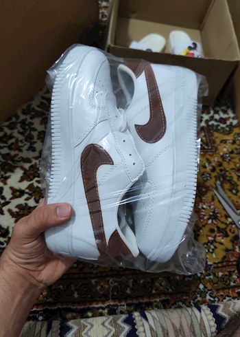 Beyaz Kadın Sneakers Bantlı Stiletto Topuklu
