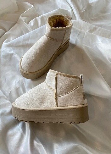 38 Beden UGG platform bej