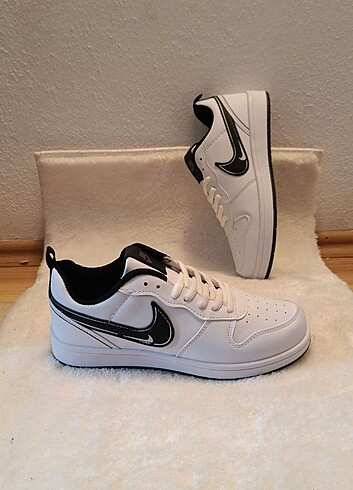 Nike Spor Ayakkabı