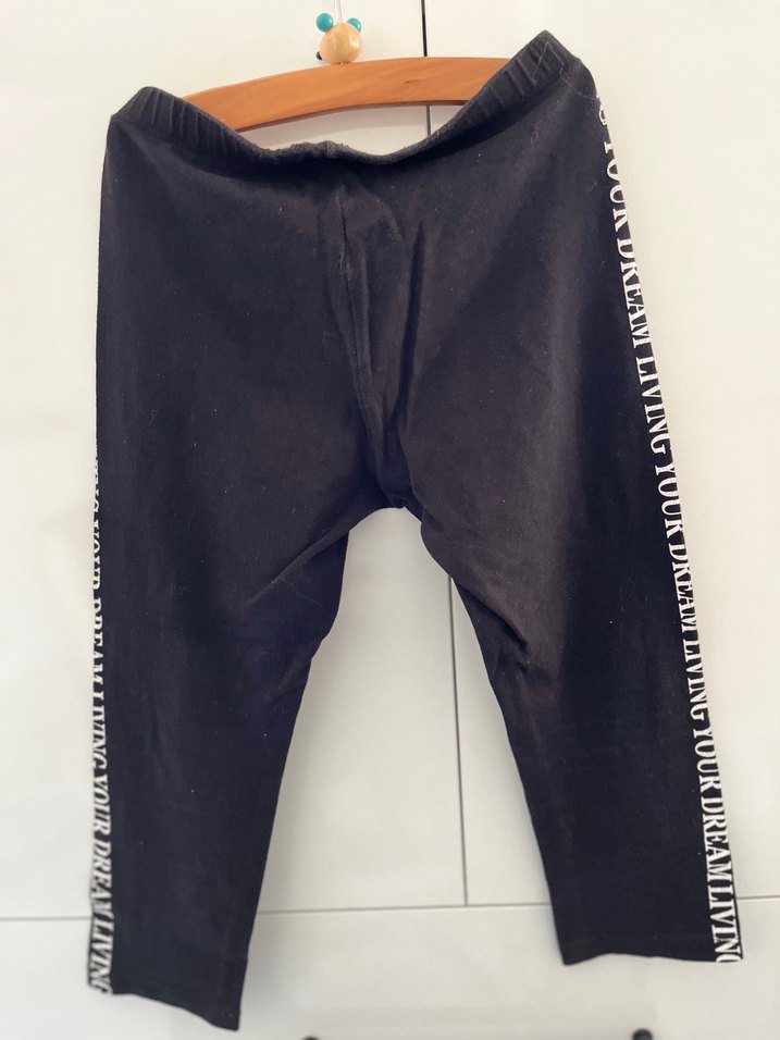 Siyah, elastik bel, diz altı tayt - Görsel 3