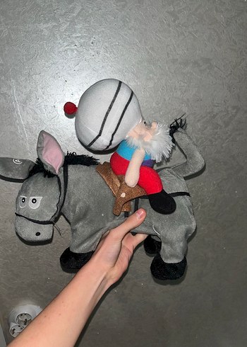 Eşşegin üstünde Nasreddin hoca - Görsel 4