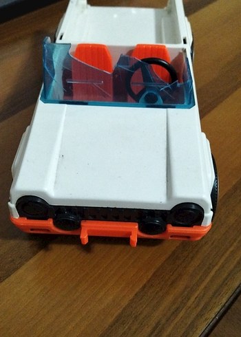 Beyaz Oyuncak Araba - Görsel 7