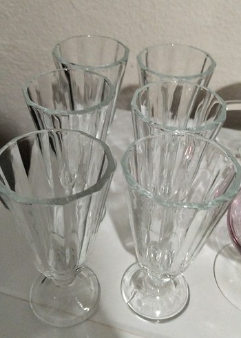 Beyaz Ayaklı Cam Bardak Seti - Görsel 4