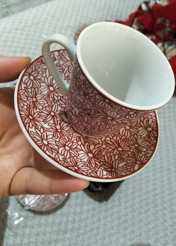 Bordo Çiçek Desenli 6'lı Kahve Fincanı Seti - Görsel 2