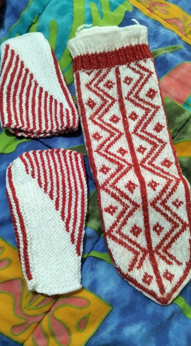 Nakışlı Kırmızı namaz Çorapları - Görsel 2