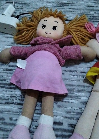 Pembe Elbise ve Örgü Saçlı Bez Bebek