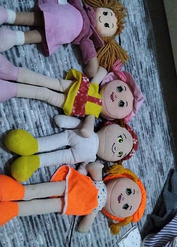 Beden Renk Pembe Elbise ve Örgü Saçlı Bez Bebek