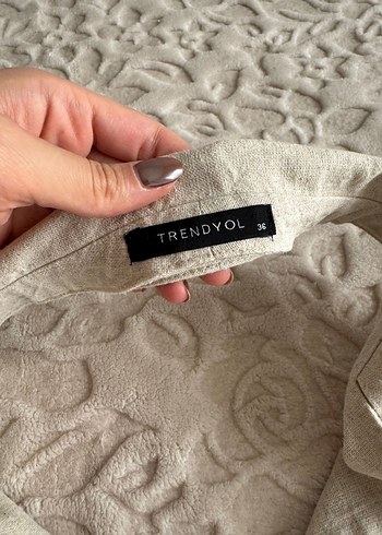 Bej Keten Kısa Tulum V Yakalı - Görsel 4