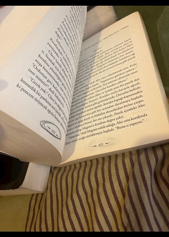 Ölümsüz Oyuncaklar Serisi 6 Kitap Seti