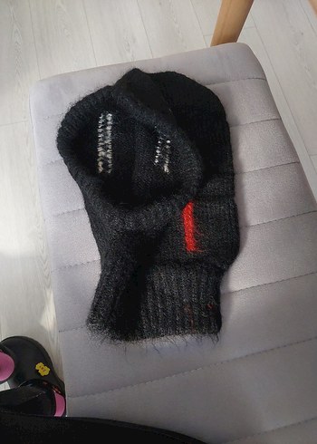 Siyah Kadın Yün Örgü Bere - Görsel 7