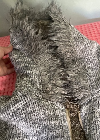Gri Kapüşonlu Kürklü Örgü Kadın Ceket - Görsel 5