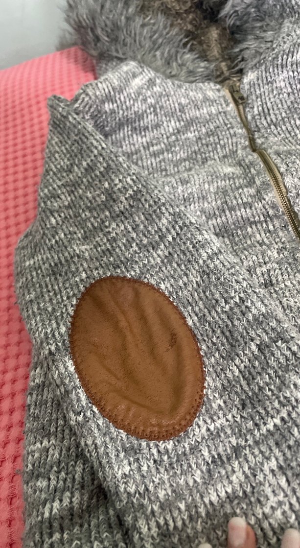 Gri Kapüşonlu Kürklü Örgü Kadın Ceket - Görsel 3