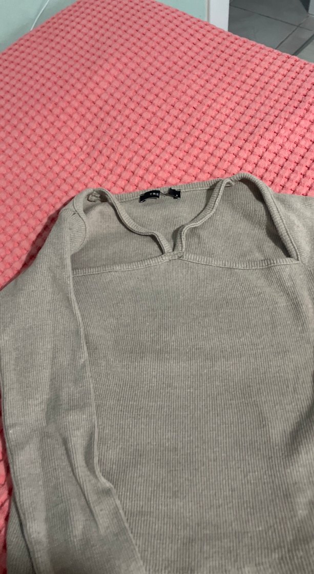 Gri V Yaka Kadın Triko Kazak - Görsel 2