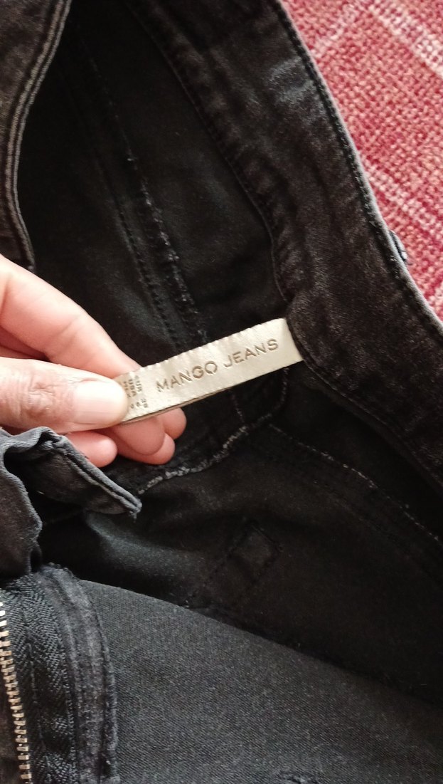 Siyah Fermuarlı Dar Kesim Kadın Midi Kot Pantolon - Görsel 3