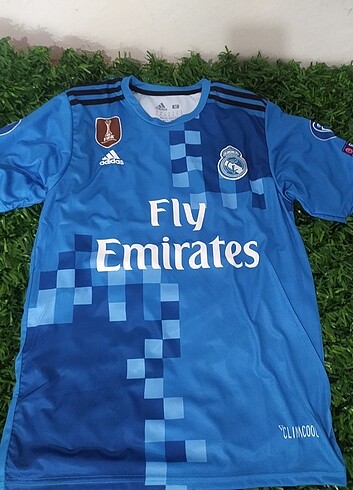 2017-2018 Real Madrid Forması 