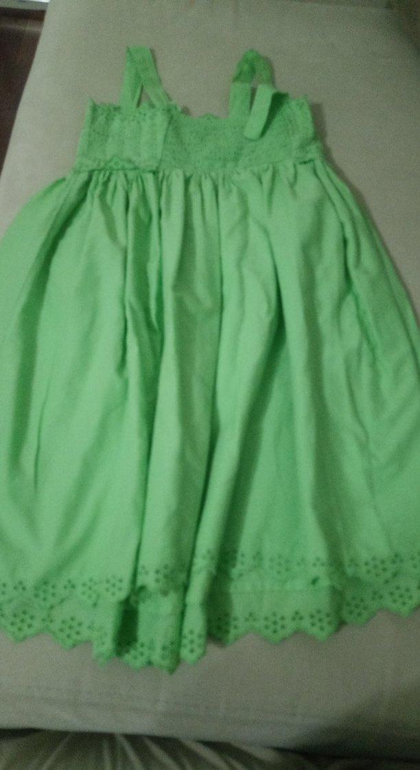 Kolsuz Yeşil Fırfırlı Kız Elbisesi - Görsel 2
