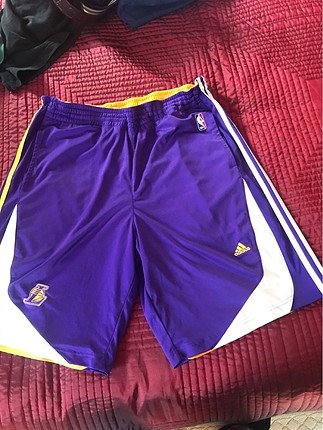 Adidas basket şortu