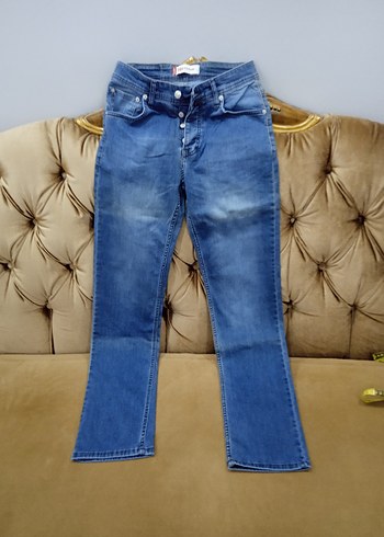 Düğmeli Mavi Kadın Denim Pantolon 31-34 beden