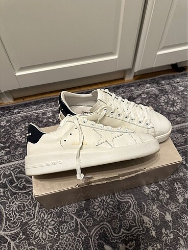 Golden goose pure