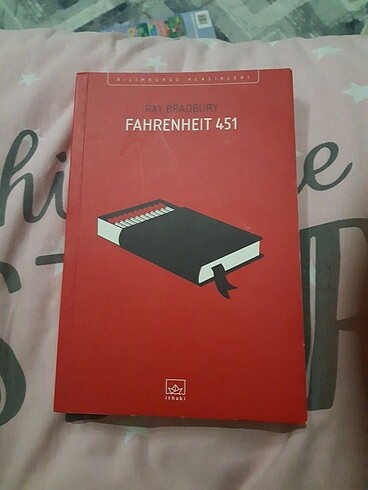 Fahrenheit 451