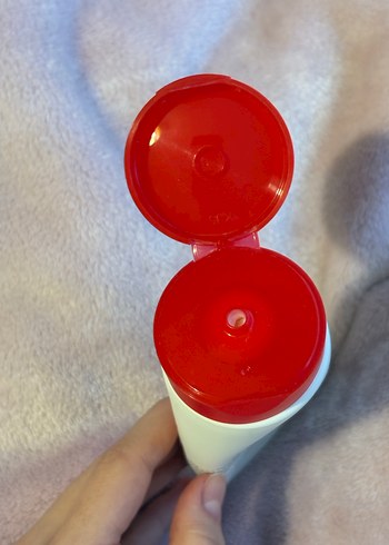 COSRX Yatıştırıcı Köpük Temizleyici - Görsel 3