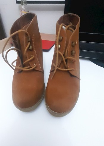 Kahverengi Tokalı Kadın Topuklu Bot - Görsel 6