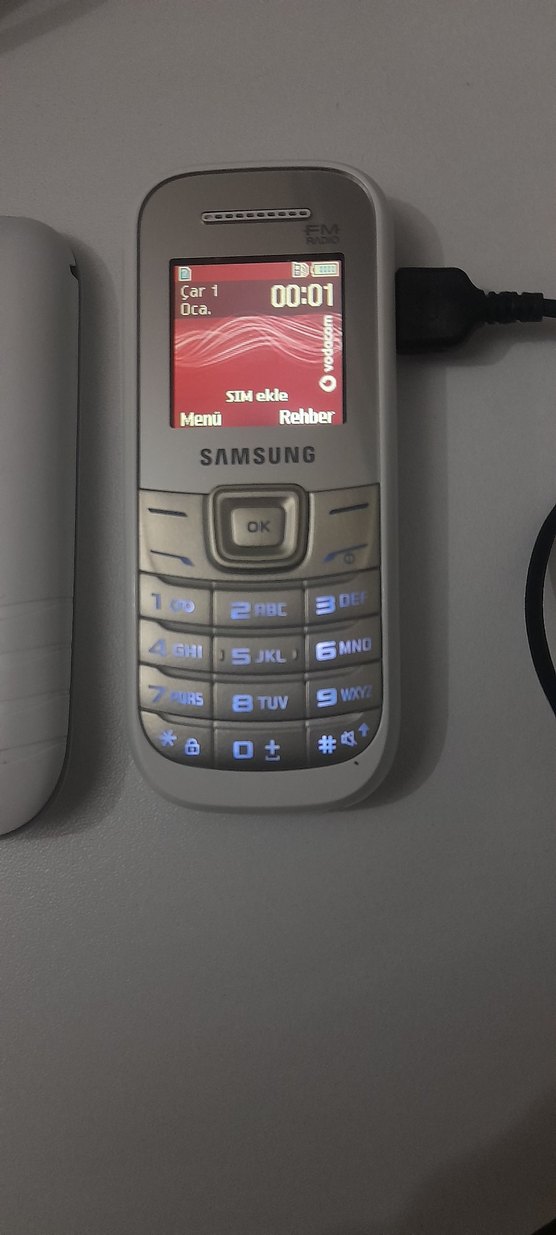 Samsung Beyaz Gri Tuşlu Telefon - Görsel 3