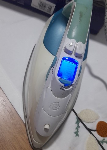 Mavi Ütü, Ayarlanabilir Isı ve Buhar Özellikli - Görsel 4