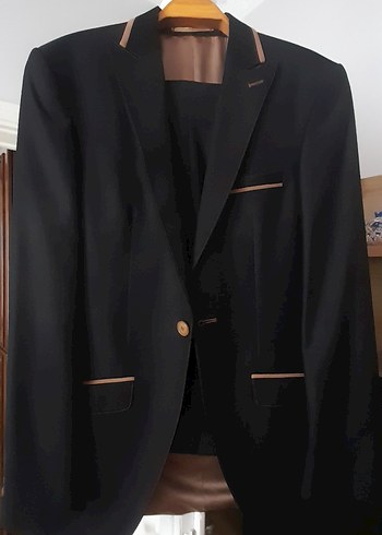 Siyah Erkek Düğmeli Notch Yaka Takım Elbise - Görsel 2