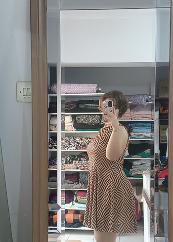 Kahverengi Zebra Desenli V Yaka Elbise - Görsel 2