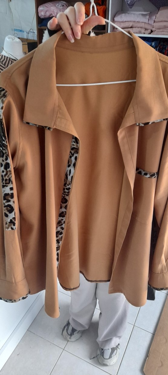 Bej Leopar Detaylı Uzun gomlek Ceket - Görsel 3