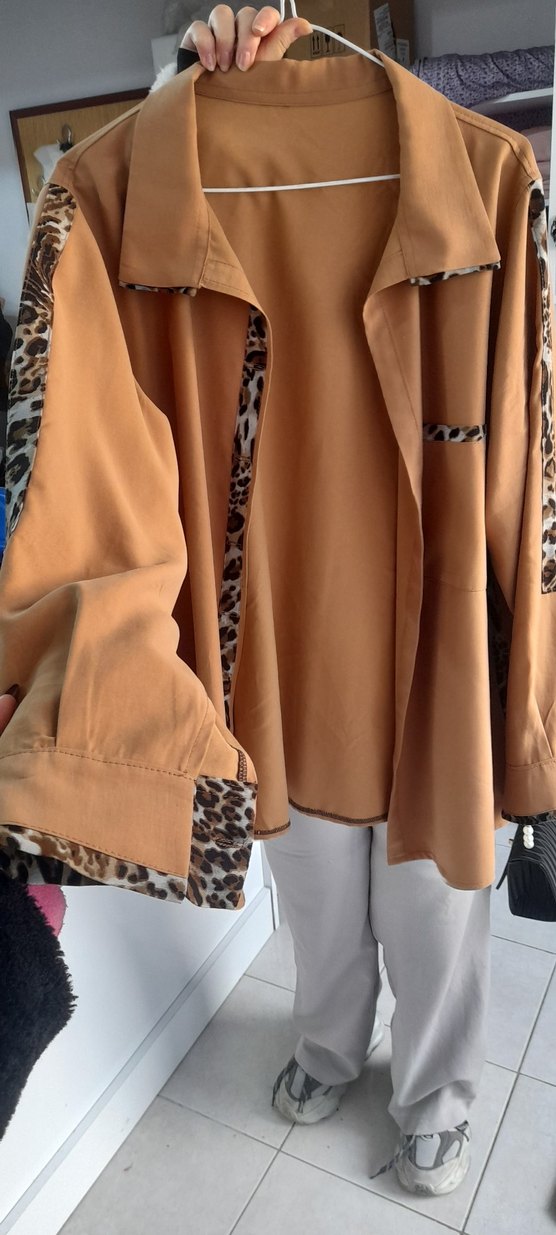 Bej Leopar Detaylı Uzun gomlek Ceket - Görsel 4