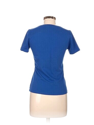 l Beden Diğer T-shirt %70 İndirimli.