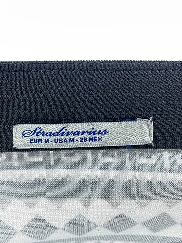 m Beden çeşitli Renk Stradivarius Mini Etek %70 İndirimli.