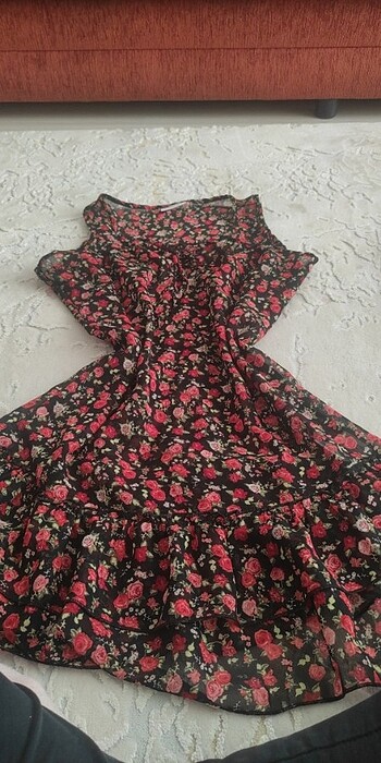 s Beden Gullu mini sifon elbise