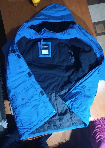 Erkek Çocuk Mavi Kapüşonlu Mont - Görsel 2