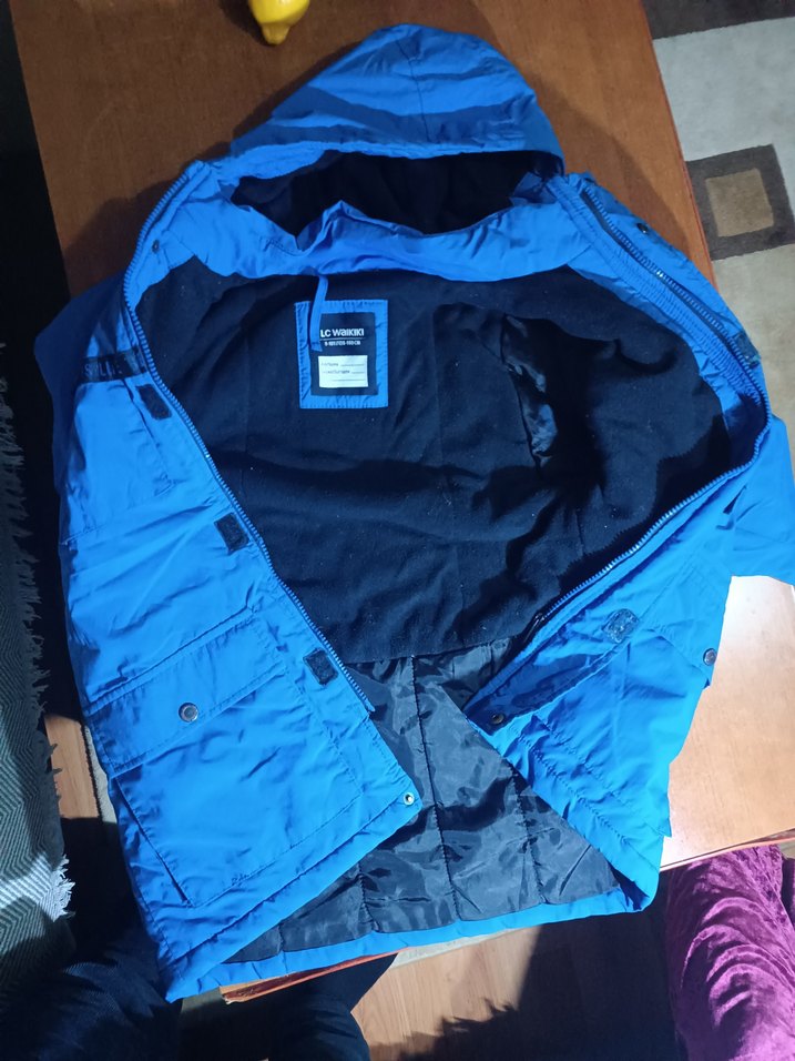 Erkek Çocuk Mavi Kapüşonlu Mont - Görsel 2