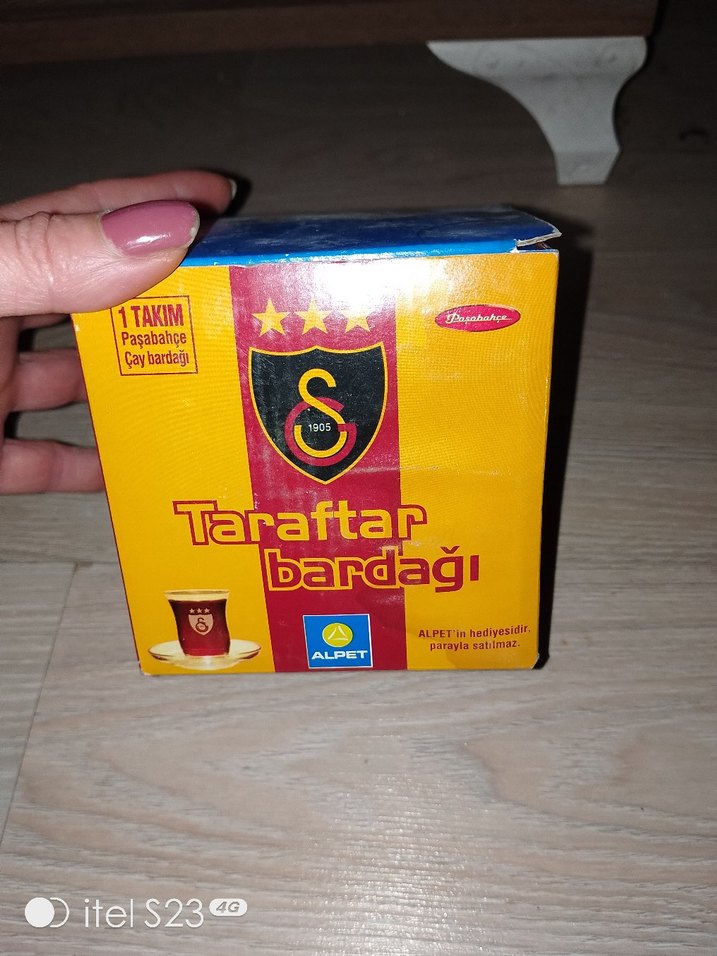 Galatasaray Taraftar Çay Bardağı Takımı - Görsel 4