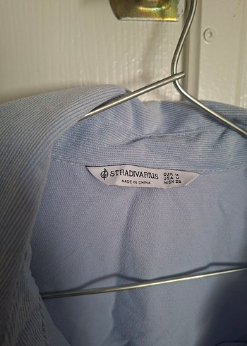 m Beden mavi Renk Mavi Kadın Stradivarius Gömlek