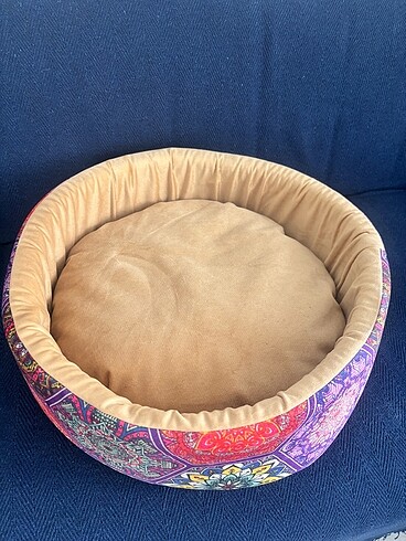 Kedi köpek yatağı