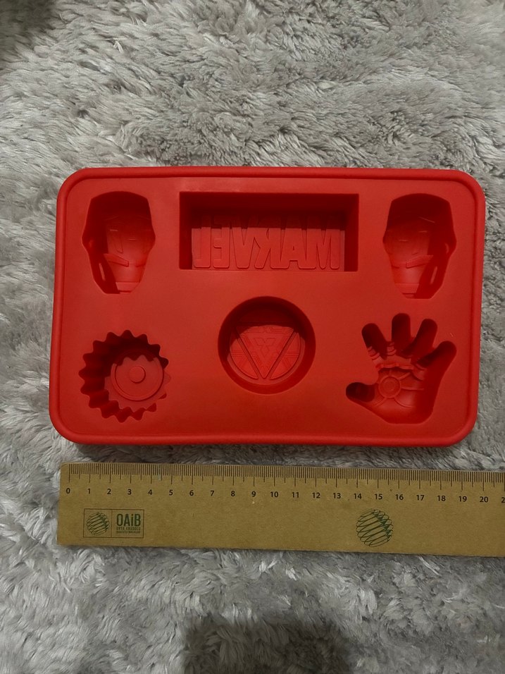 Marvel Kırmızı Silikon Kek Kalıbı - Görsel 3