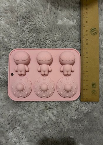 Pembe Uzaylı ve UFO Silikon Kek Kalıbı - Görsel 2