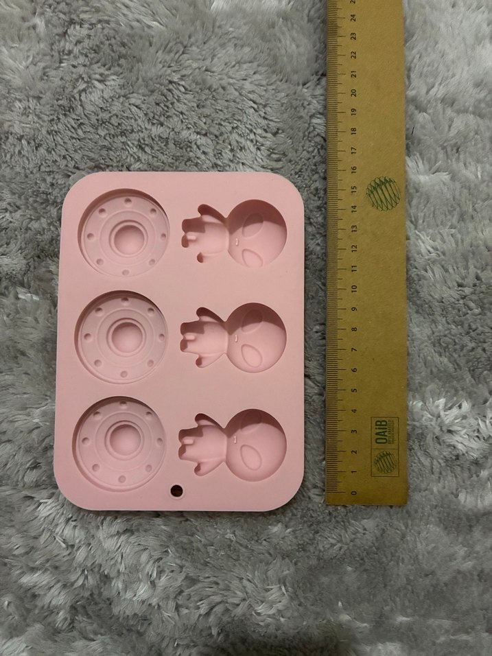 Pembe Uzaylı ve UFO Silikon Kek Kalıbı - Görsel 4