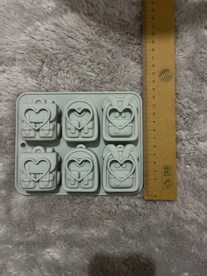 Gri Kalp Detaylı Silikon Kek Kalıbı - Görsel 2