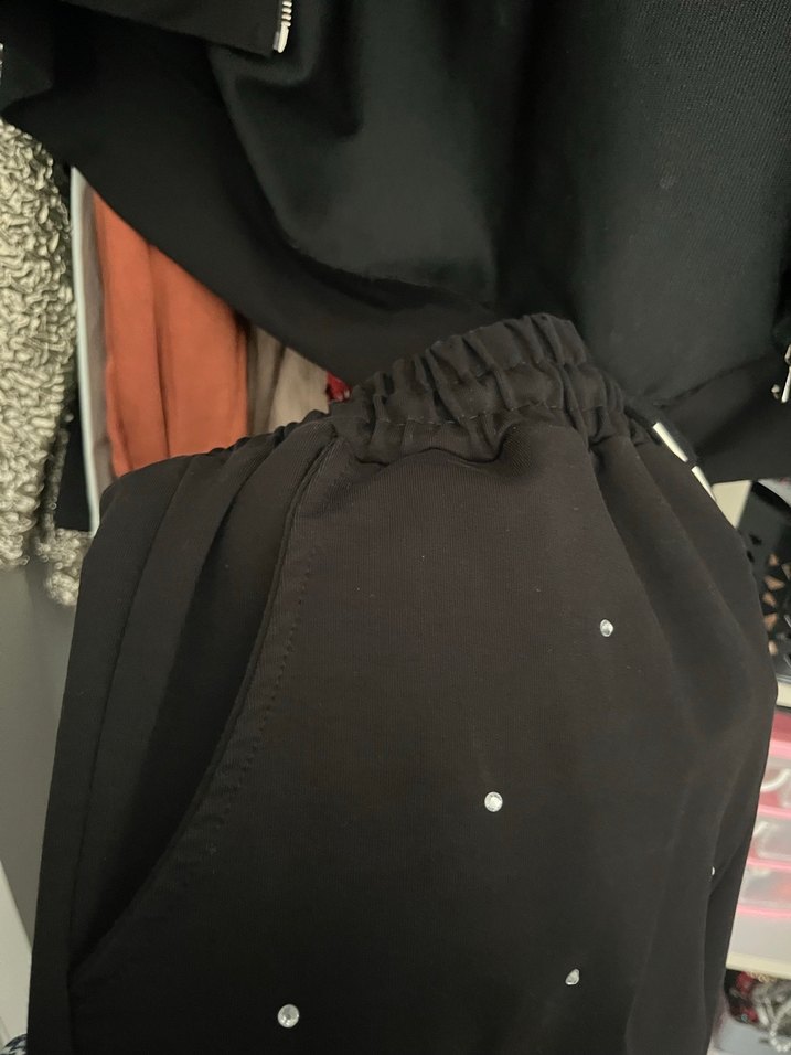 Taşlı Siyah Kapüşonlu Ceket Pantolon Takım - Görsel 5