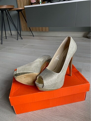 Nine West Gold & Simli Yüksek Platform Topuklu Ayakkabı